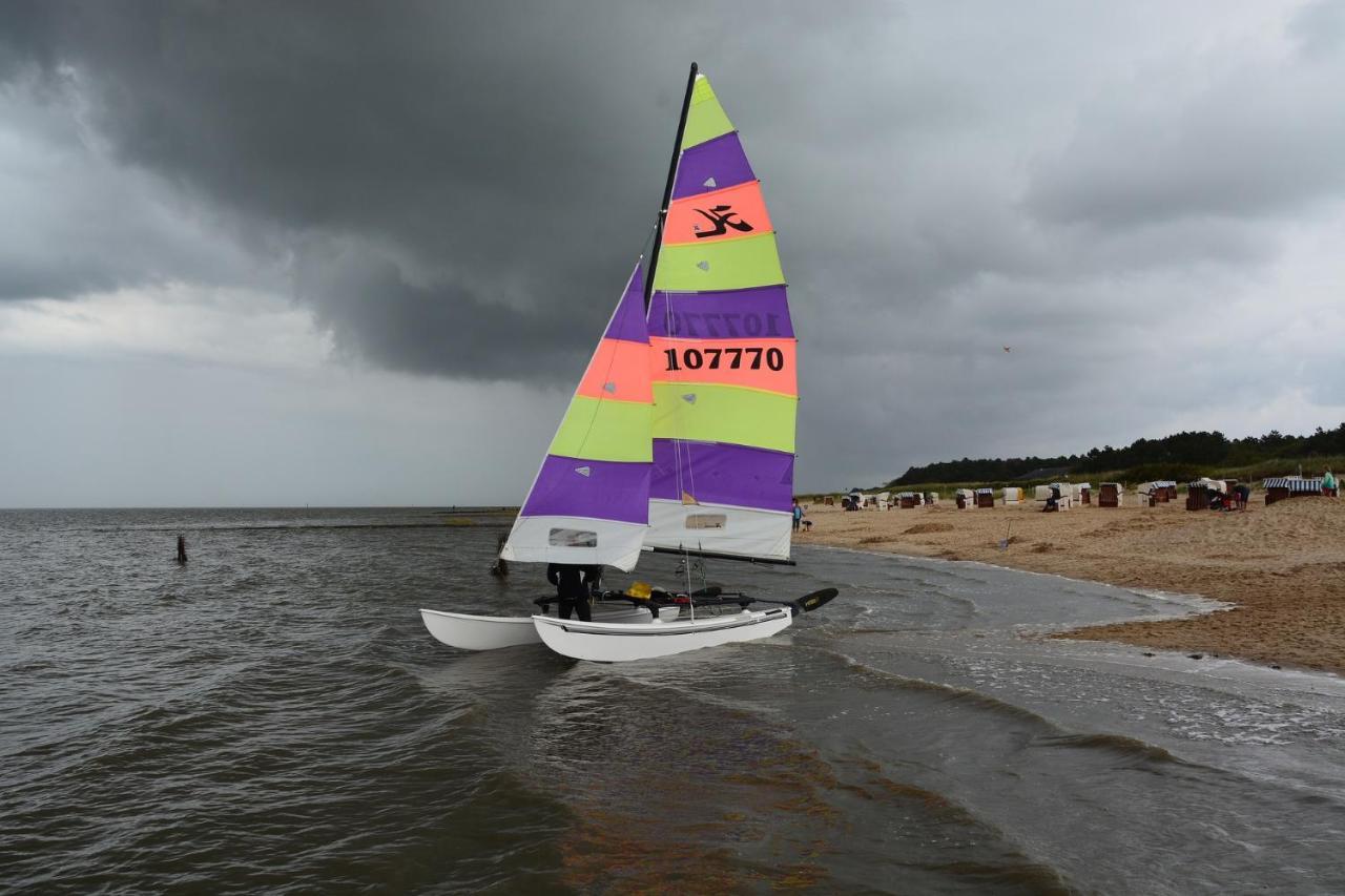 Luettje Huus Frieda Mit Strandkorb Am Strand Von Mai Bis September Apartment Cuxhaven Ngoại thất bức ảnh